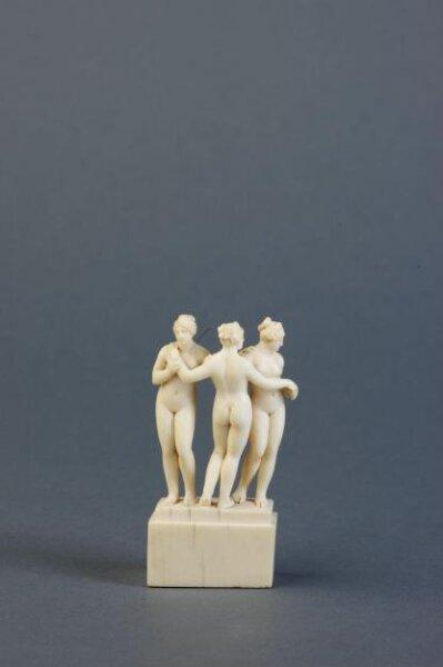 Statuette
