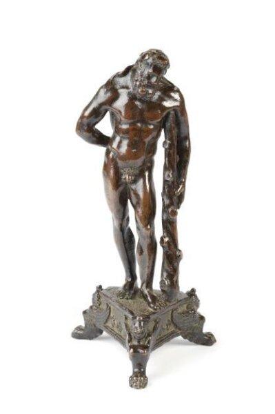 Statuette