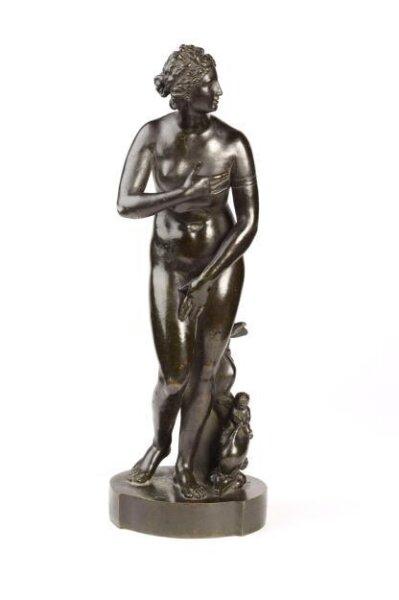 Statuette