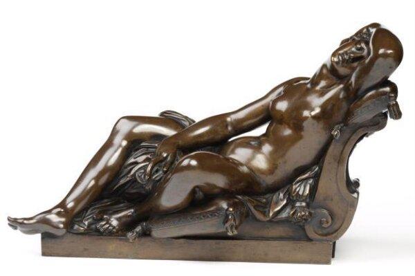 Statuette