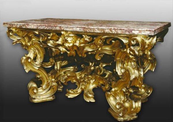 Pier table