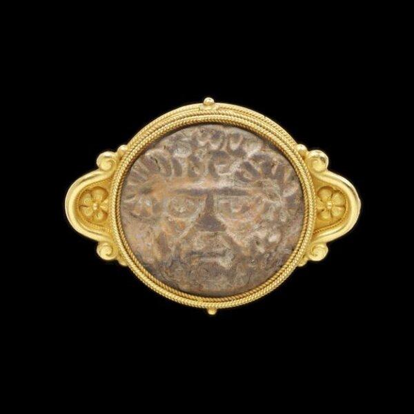Brooch