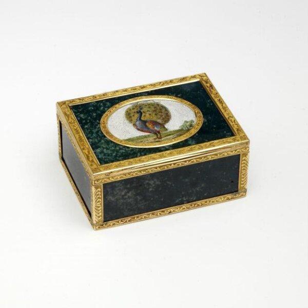 Snuffbox