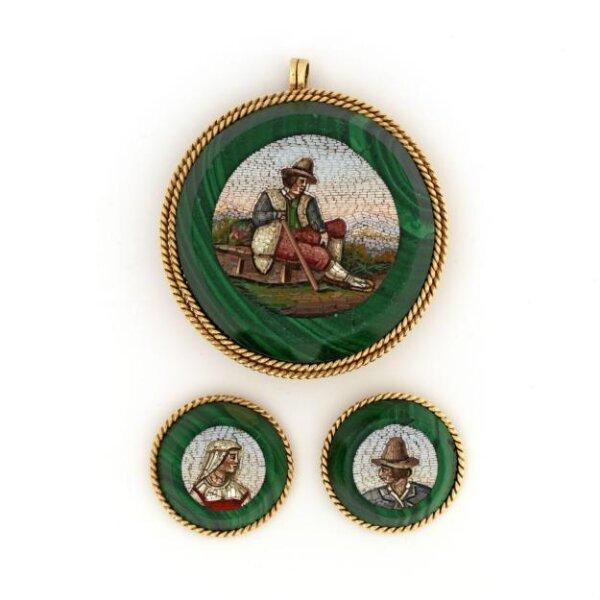 Brooch