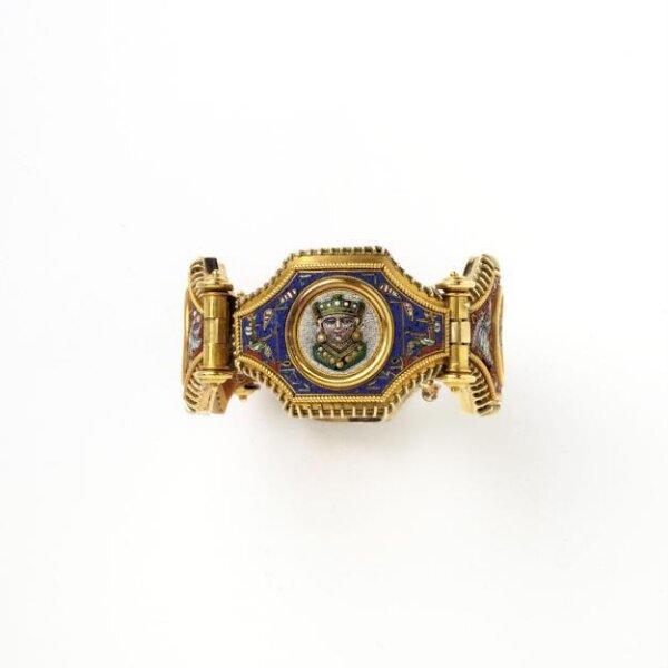 Bracelet