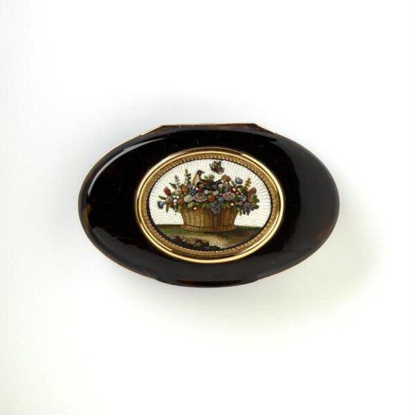 Snuffbox
