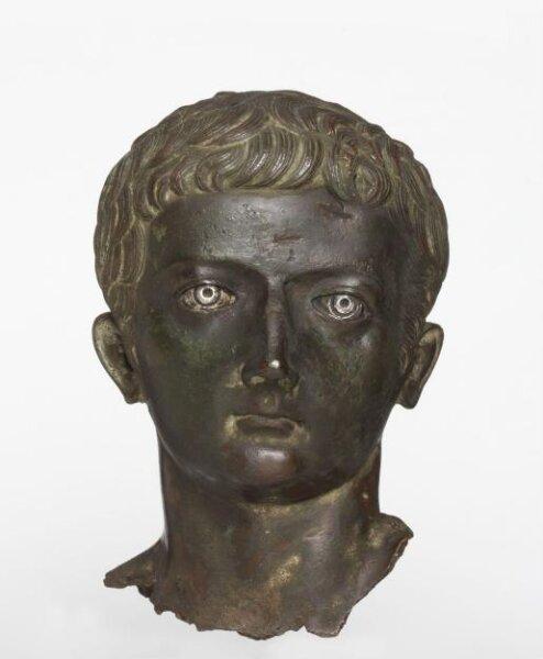 Bust