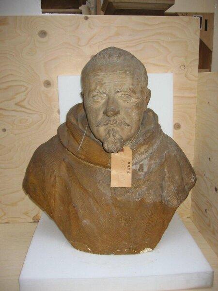 Bust