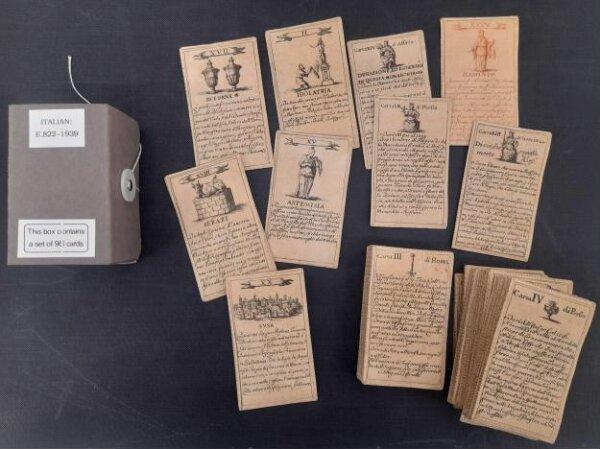 Playing card deck